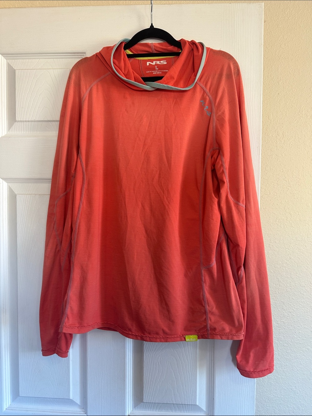 NRS Coral Long Sleeve Hooded Sun Shirt